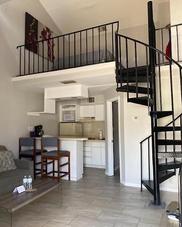ווינצ'סטר Executive Suites מראה חיצוני תמונה